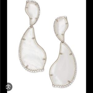 Kendra Scott Teddy earrings silver/ Mother of Pearl